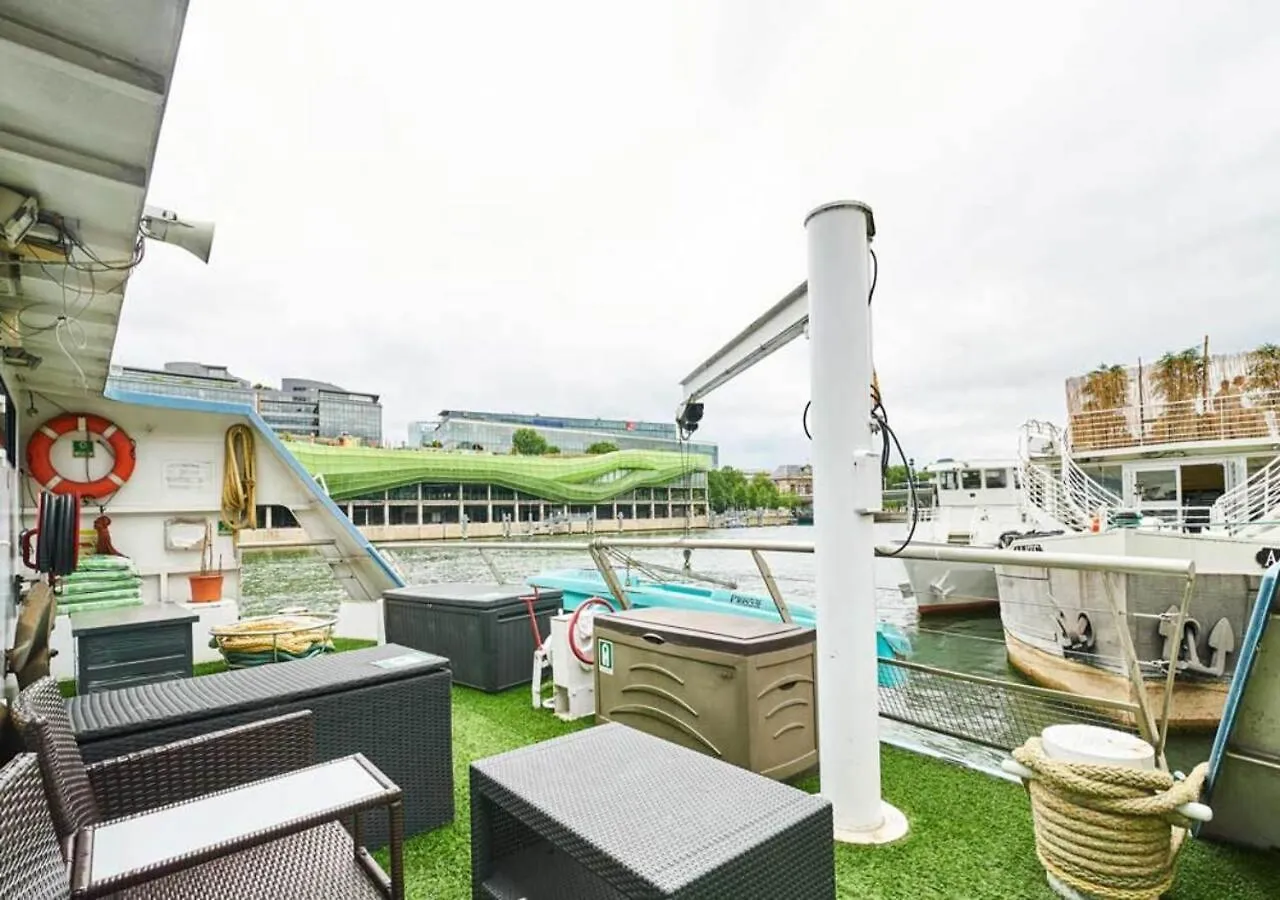 Vip Paris Yacht Hotel & Spa Francia