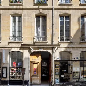 Hotel Du Jeu De Paume, París