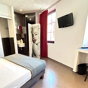 7art Hotel Cannes