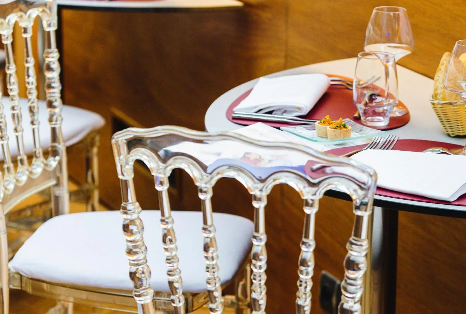 Vip Paris Yacht Hotel & Spa