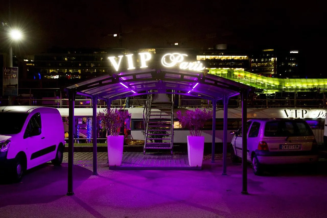 Vip Paris Yacht Hotel & Spa