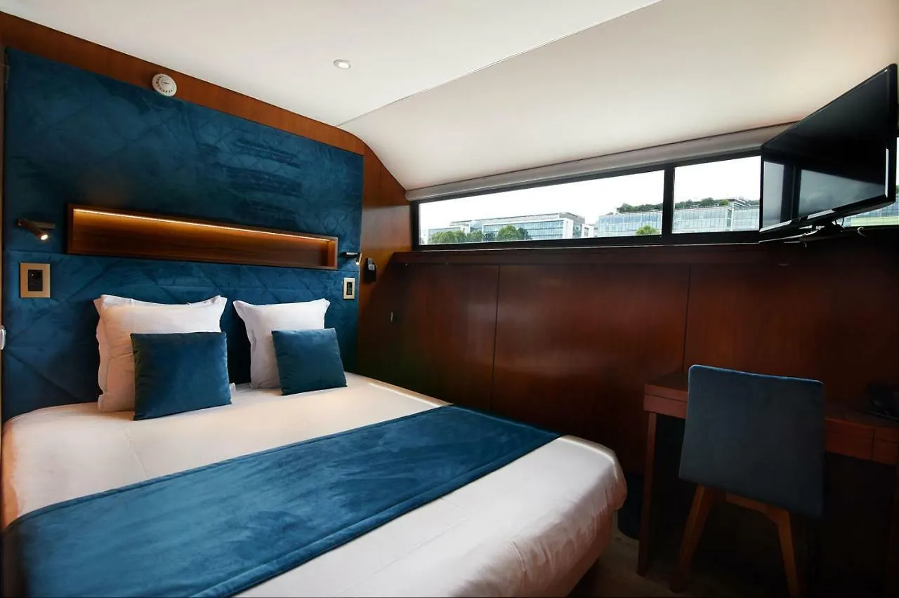 Vip Paris Yacht Hotel & Spa